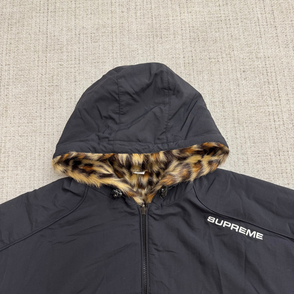 Supreme Kunstpelz Wende Trainingsjacke mit Kaupze