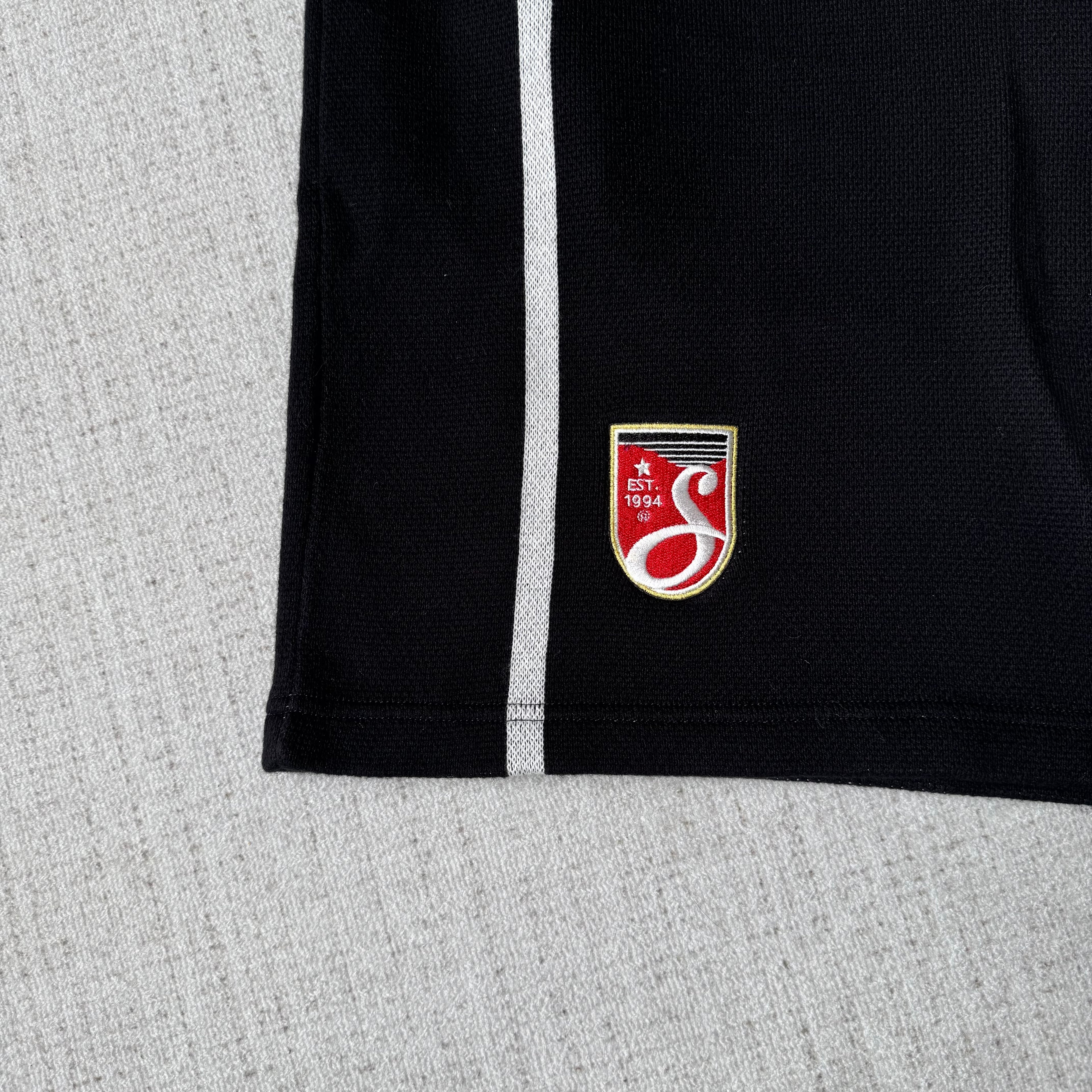 Supreme Umbro Shorts Schwarz