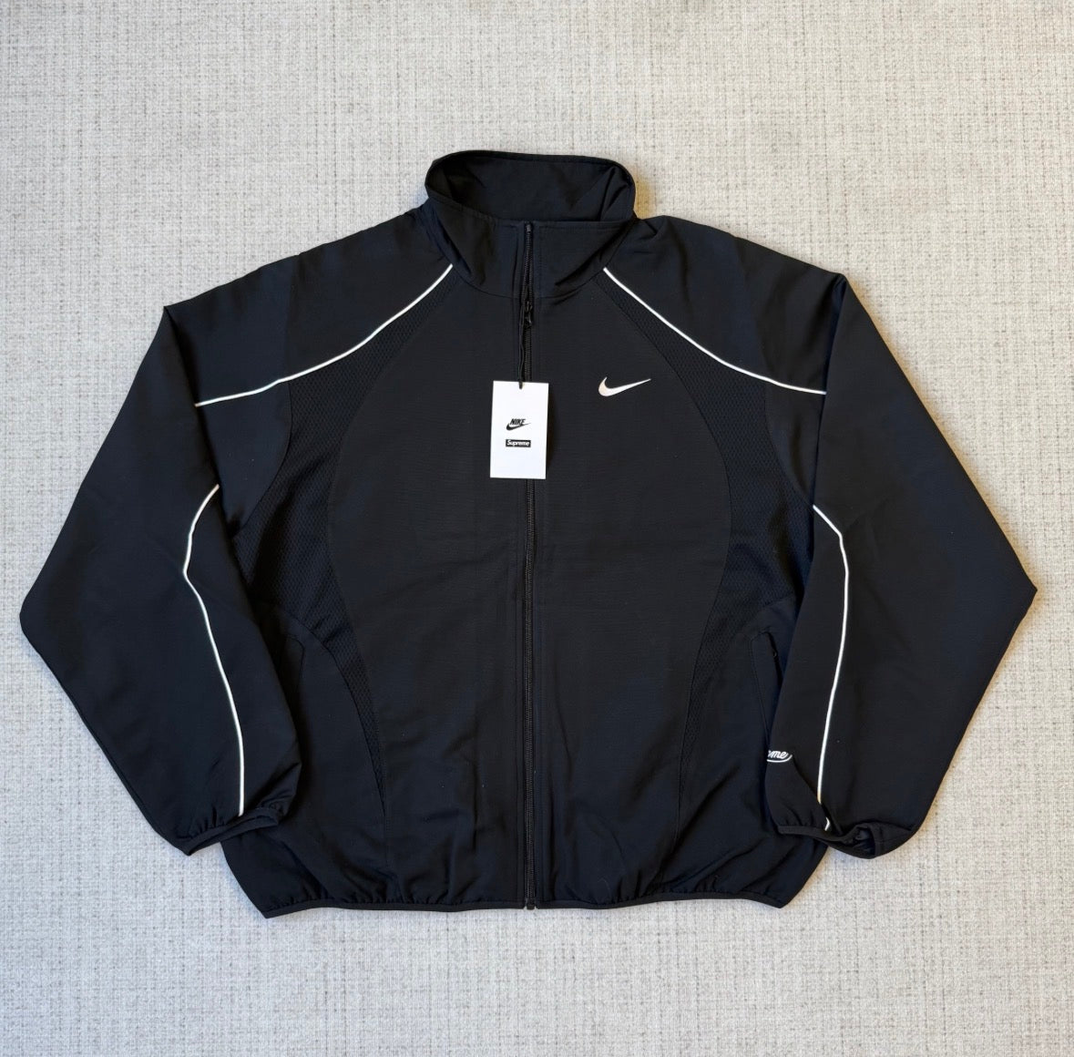 Supreme Nike Trainingsjacke Schwarz