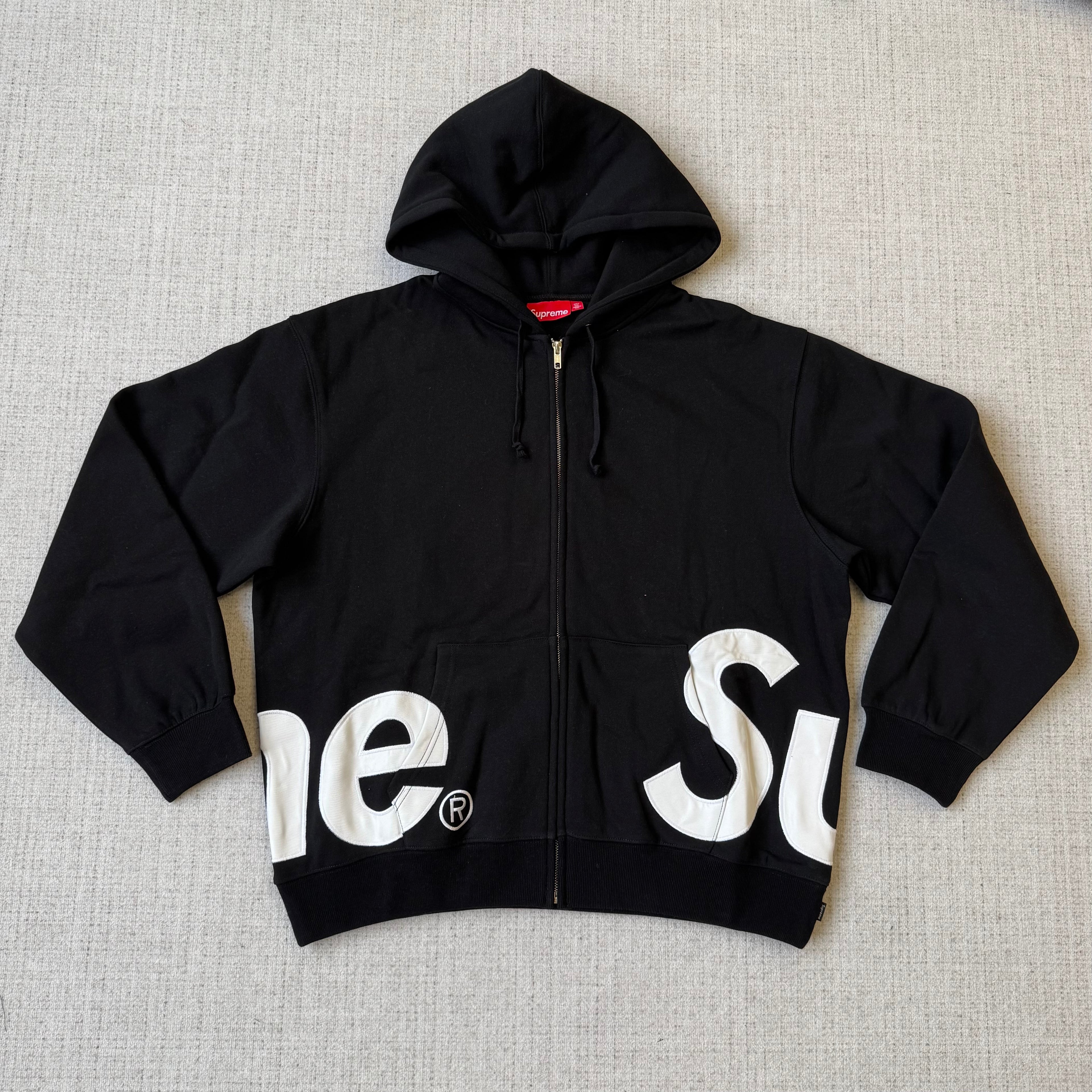 Supreme Zipper