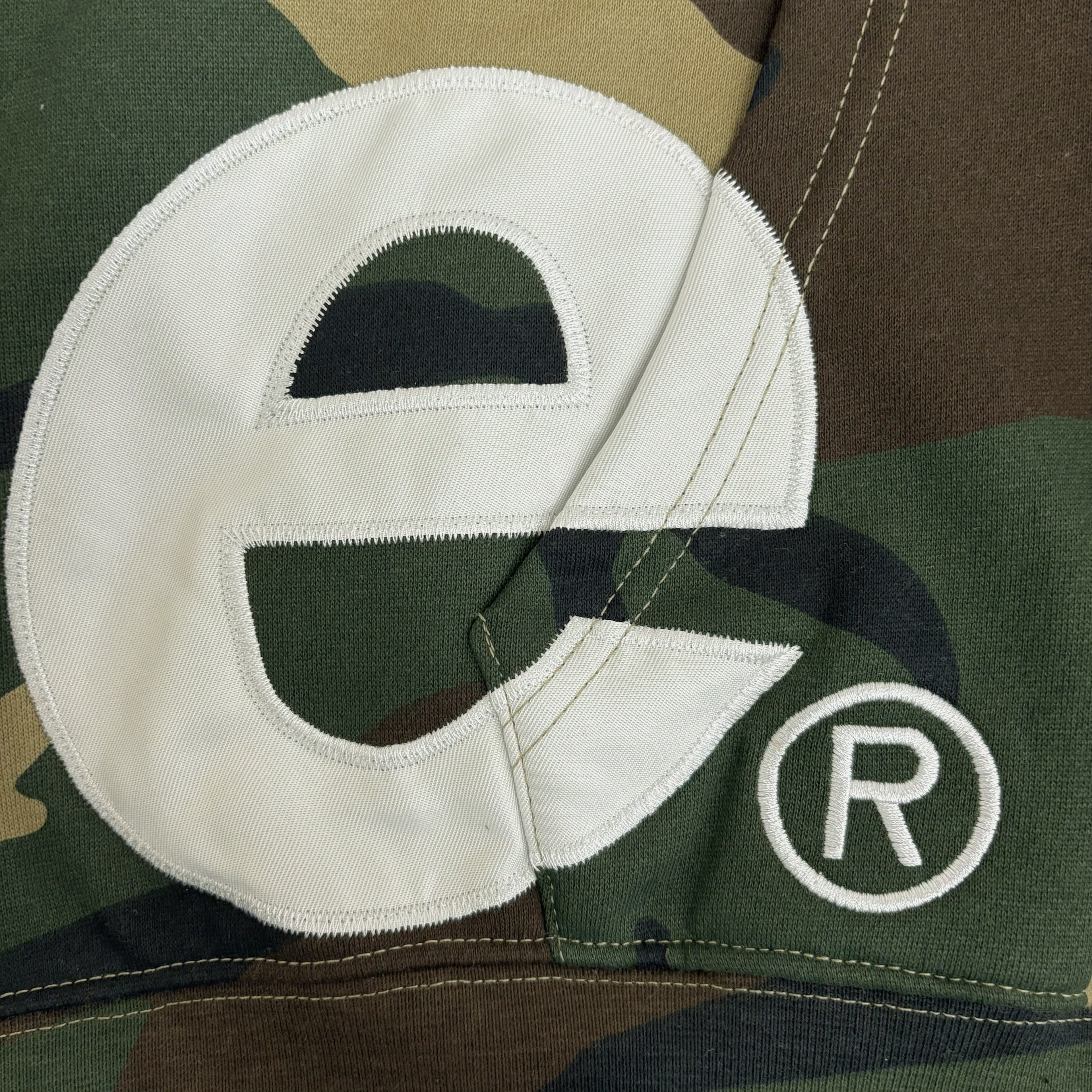 Supreme Zipper