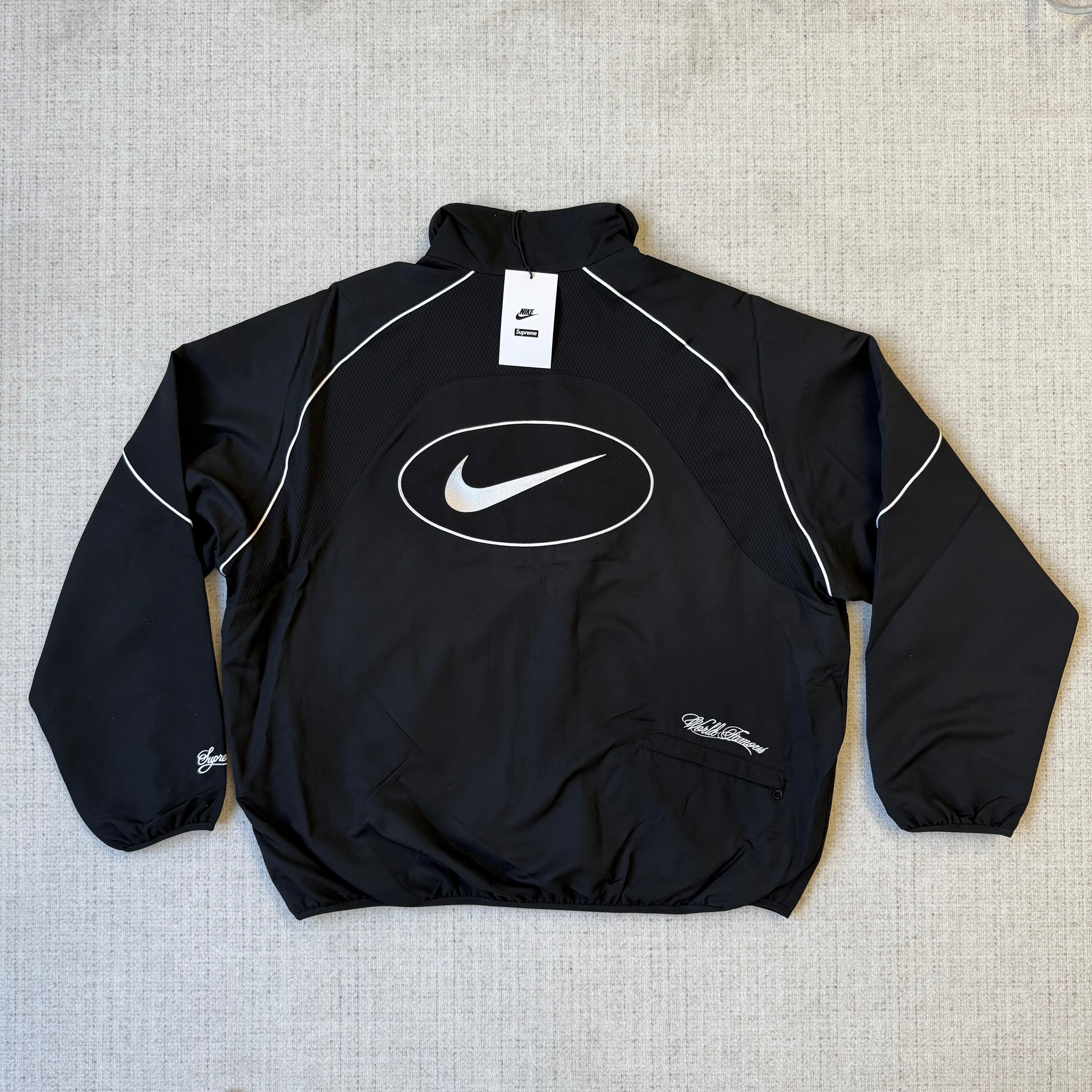 Supreme Nike Trainingsjacke Schwarz