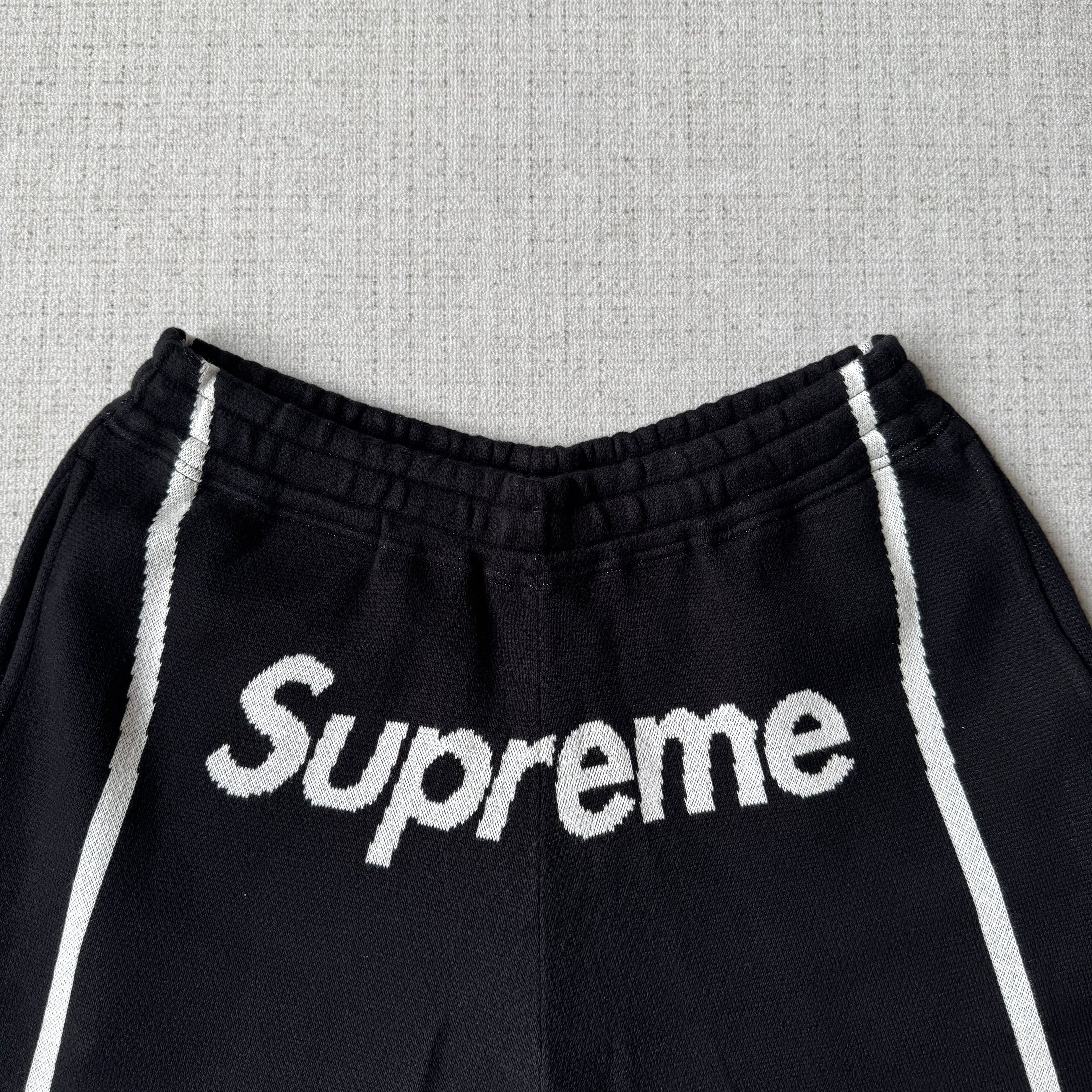 Supreme Umbro Shorts Schwarz