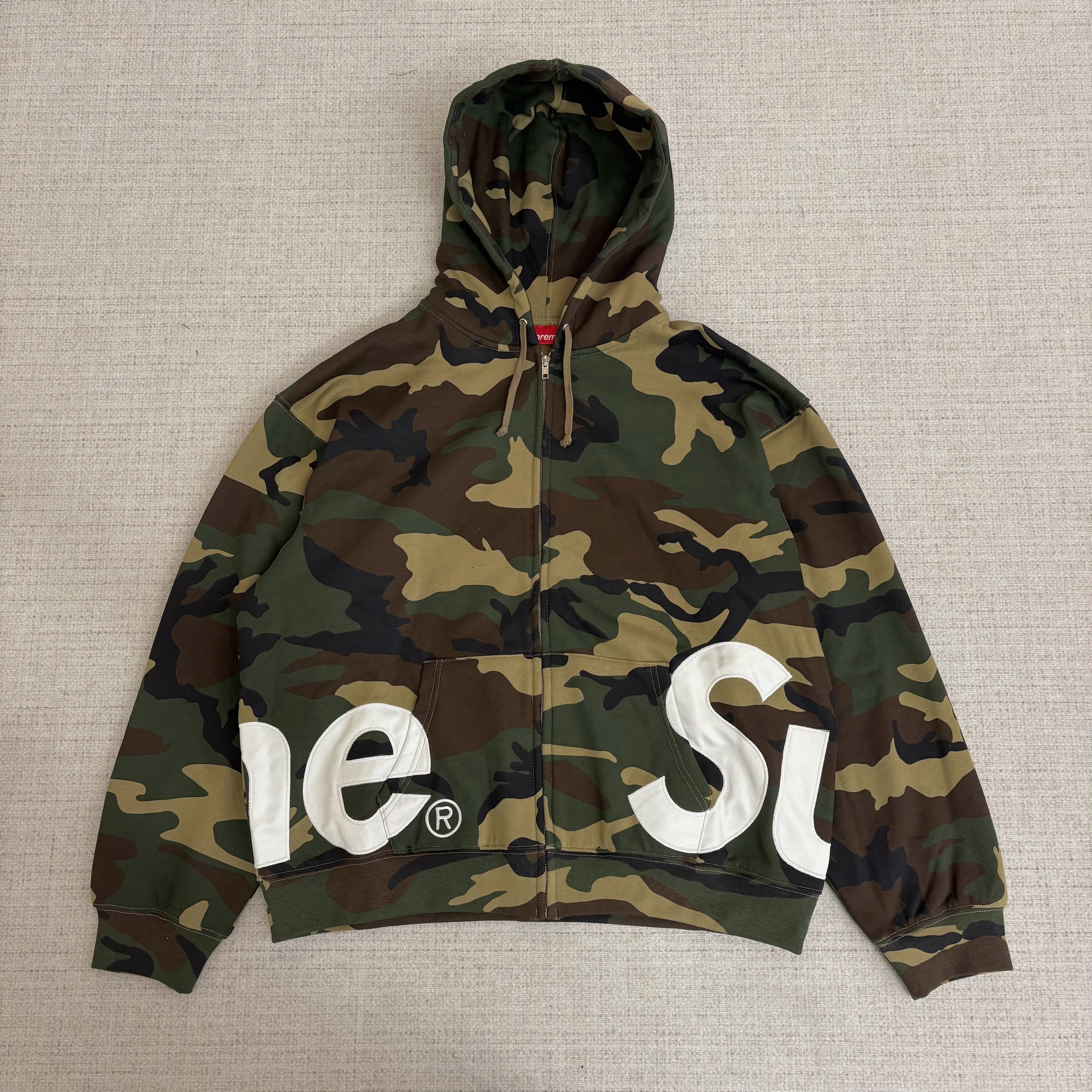 Supreme Zipper